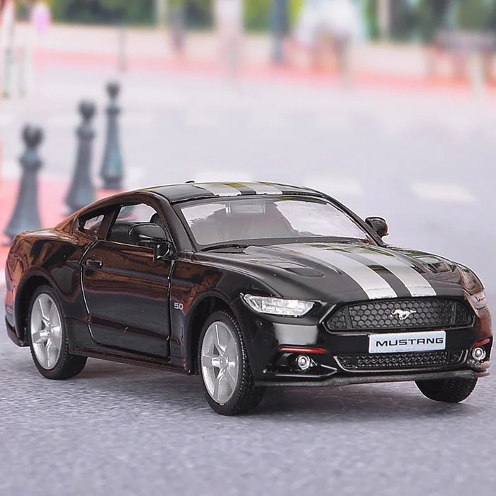 1/36 Ford Mustang GT