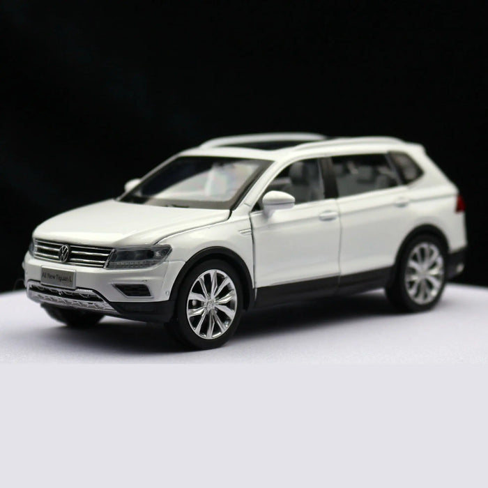 1/32 Volkswagen Tiguan L