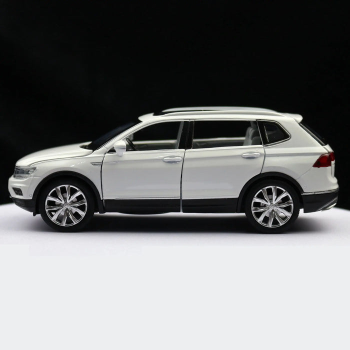 1/32 Volkswagen Tiguan L